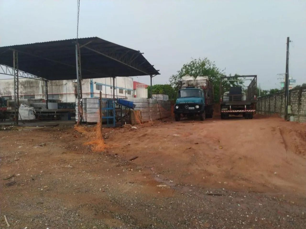 Galpão à venda em Hortolândia, Chácaras Luzitana, com 1950 m² - Foto 2