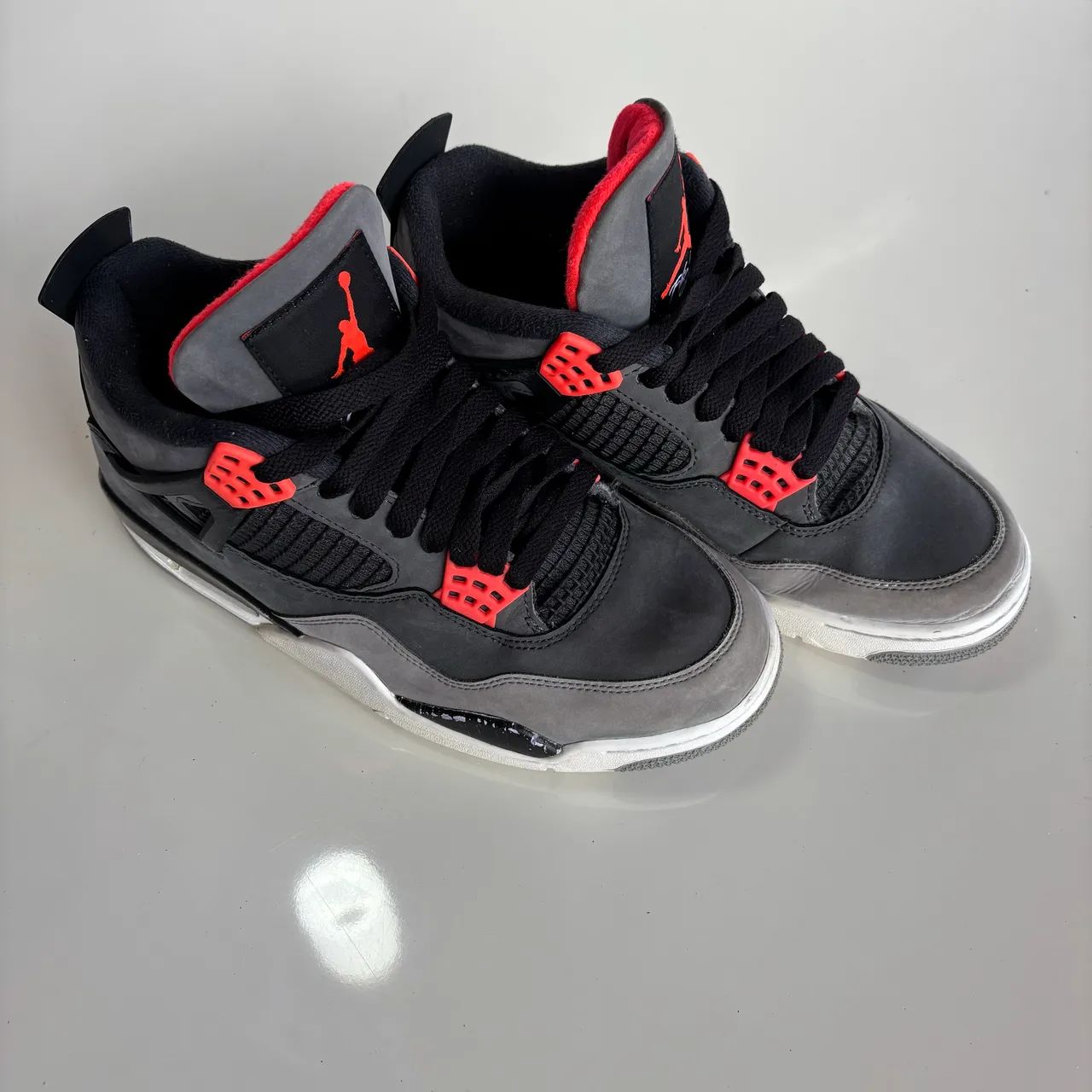 Tênis Air Jordan 4