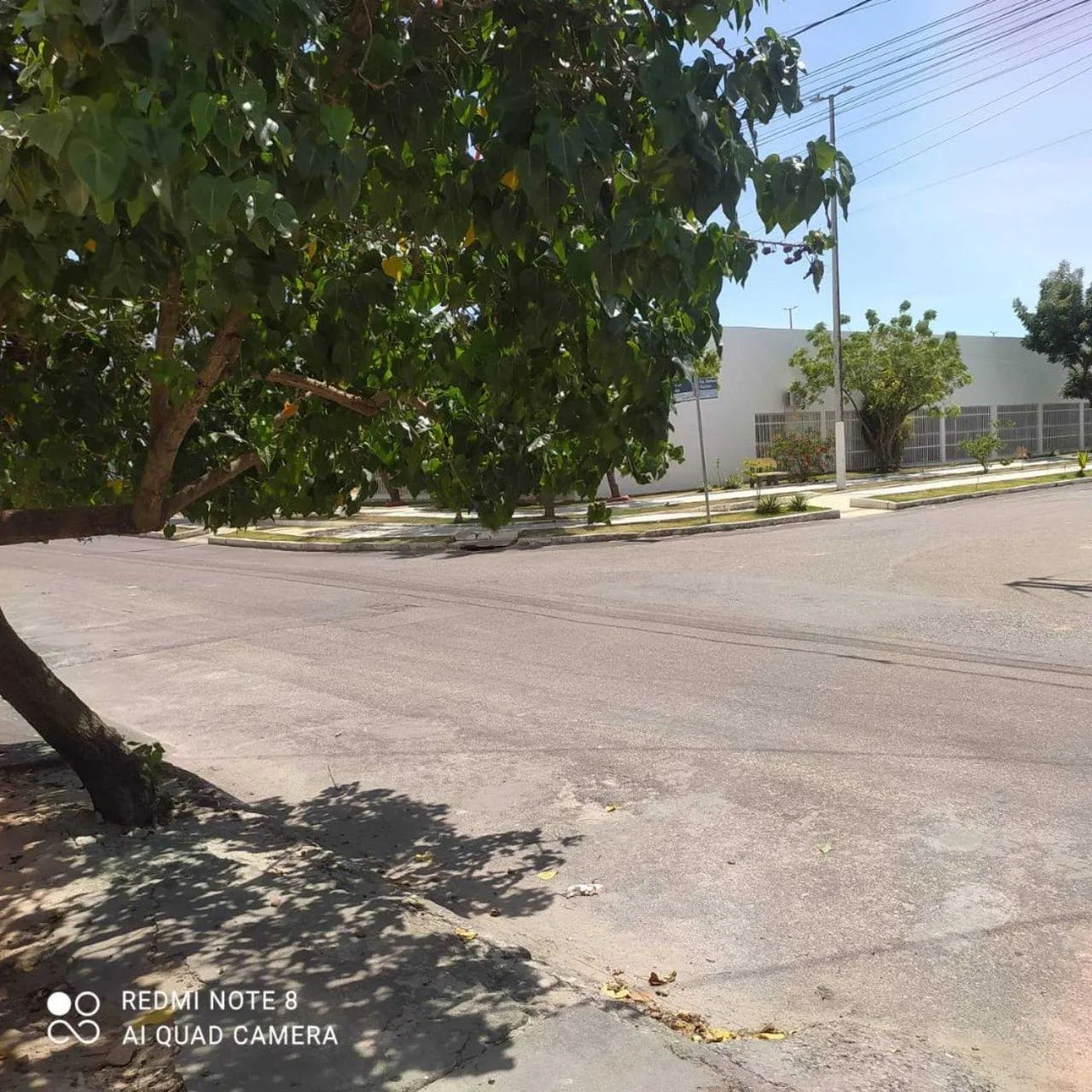 CASA EM RUA PÚBLICA - 17 DE MARÇO [36123] - Foto 11