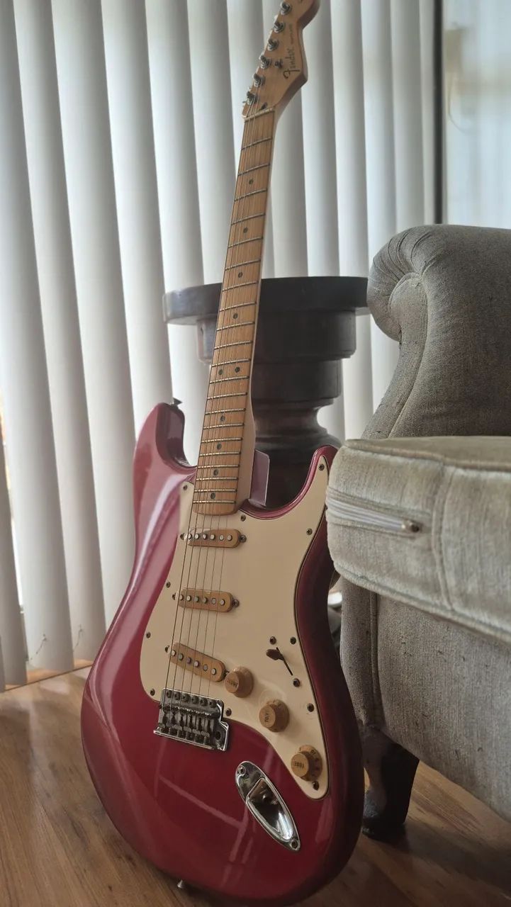 Fender Standard-Candy Aple Red - Foto 4