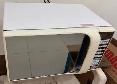 Micro-ondas Midea 20 litros Modelo MTAE22 - Fogões e Fornos