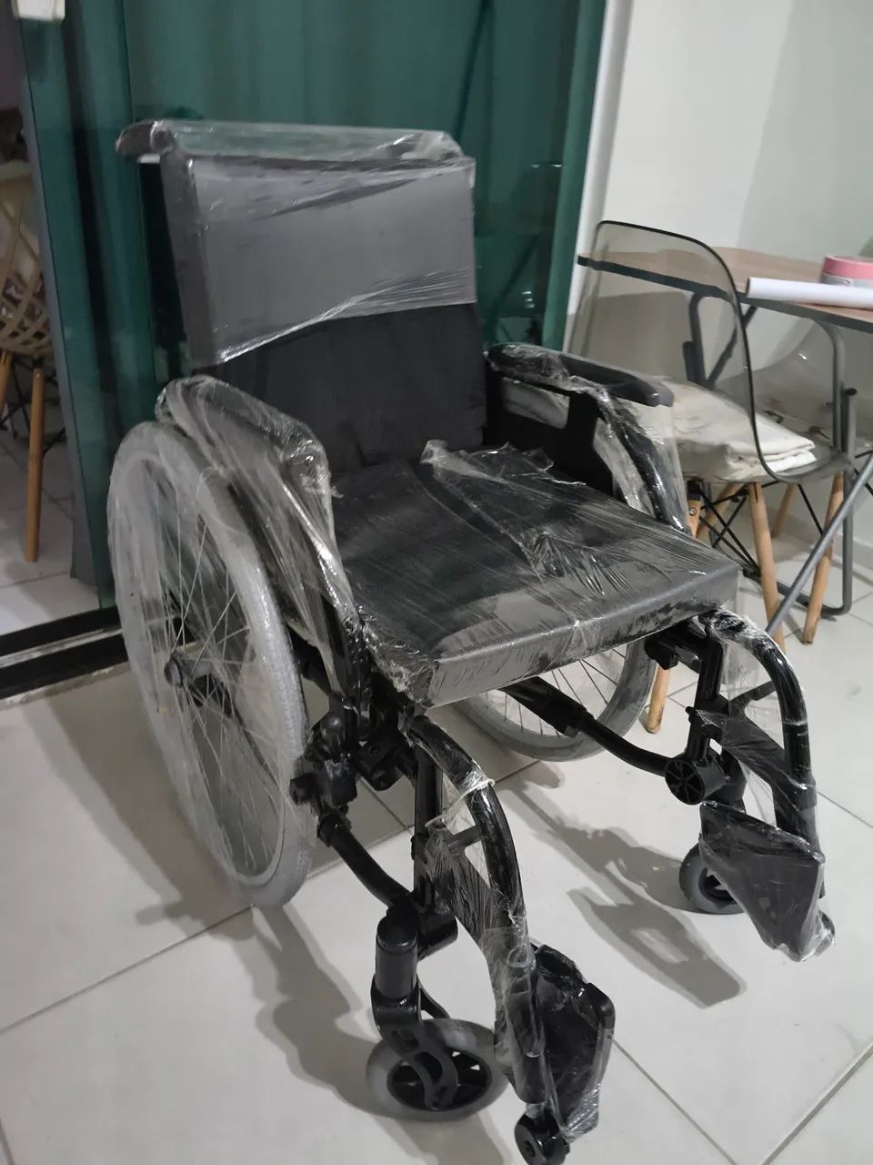 Cadeira de roda  - Foto 2