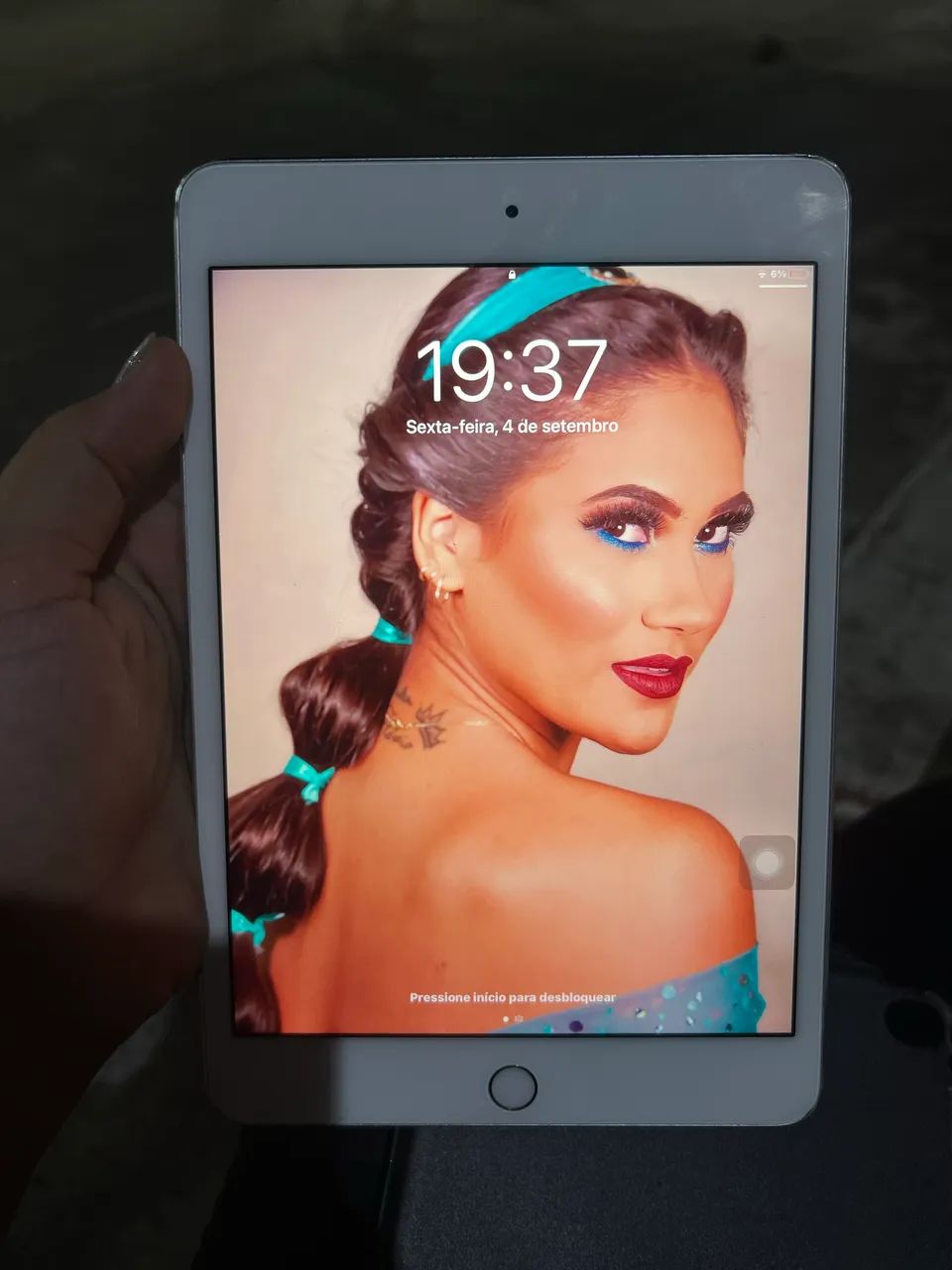 iPad mini 4 