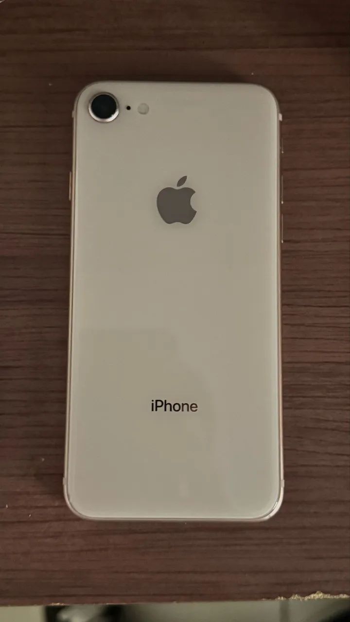 Iphone 8 64gb perfeito sem defeitos  - Foto 3