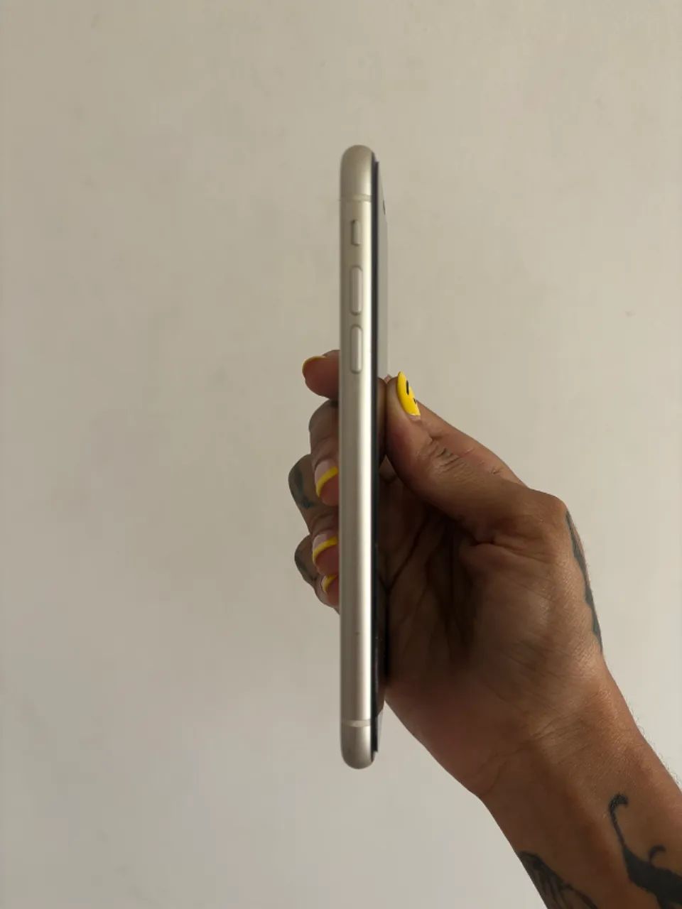 iPhone 11 branco 128GB na caixa - Foto 3