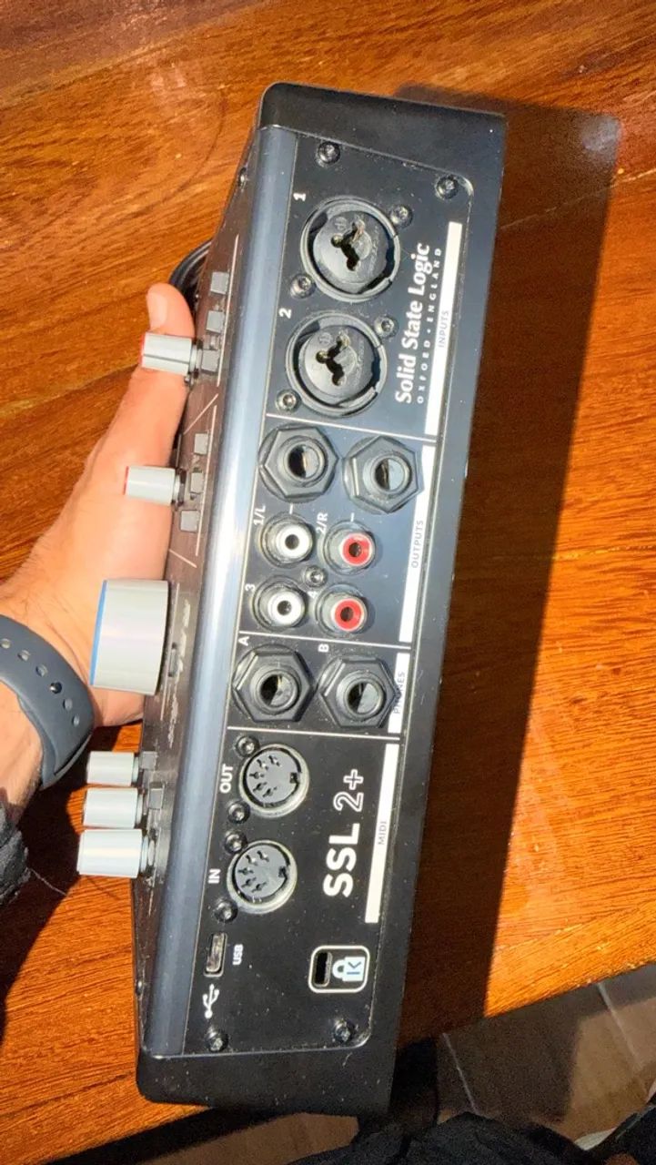 Interface de áudio SSL 2+ - Foto 2