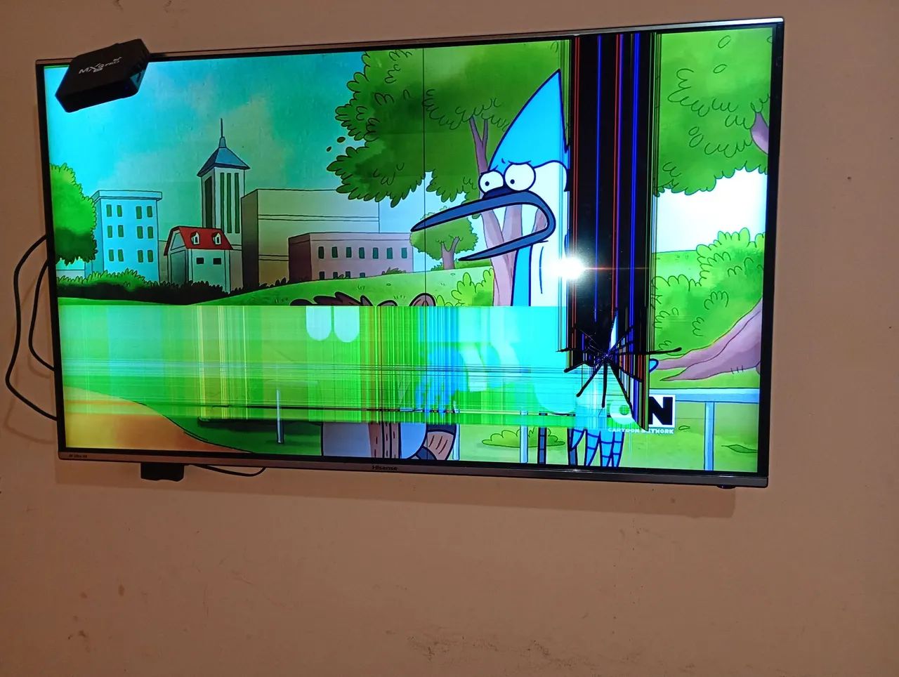 Vendo Tv Hisense 50 polegadas para retirada de peças está com display quebrado  - Foto 4