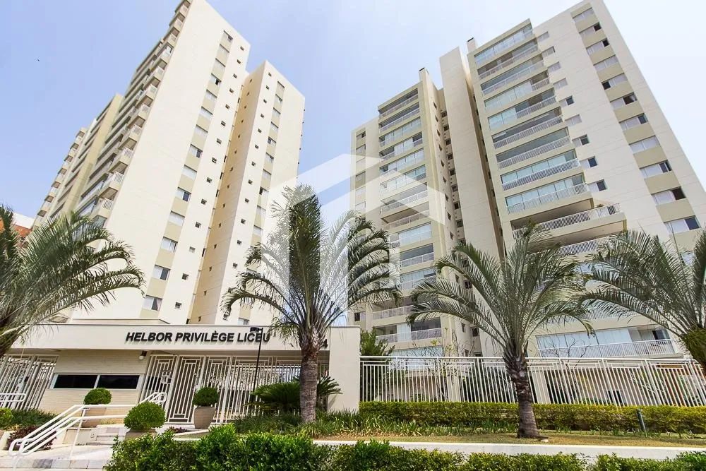APARTAMENTO À VENDA