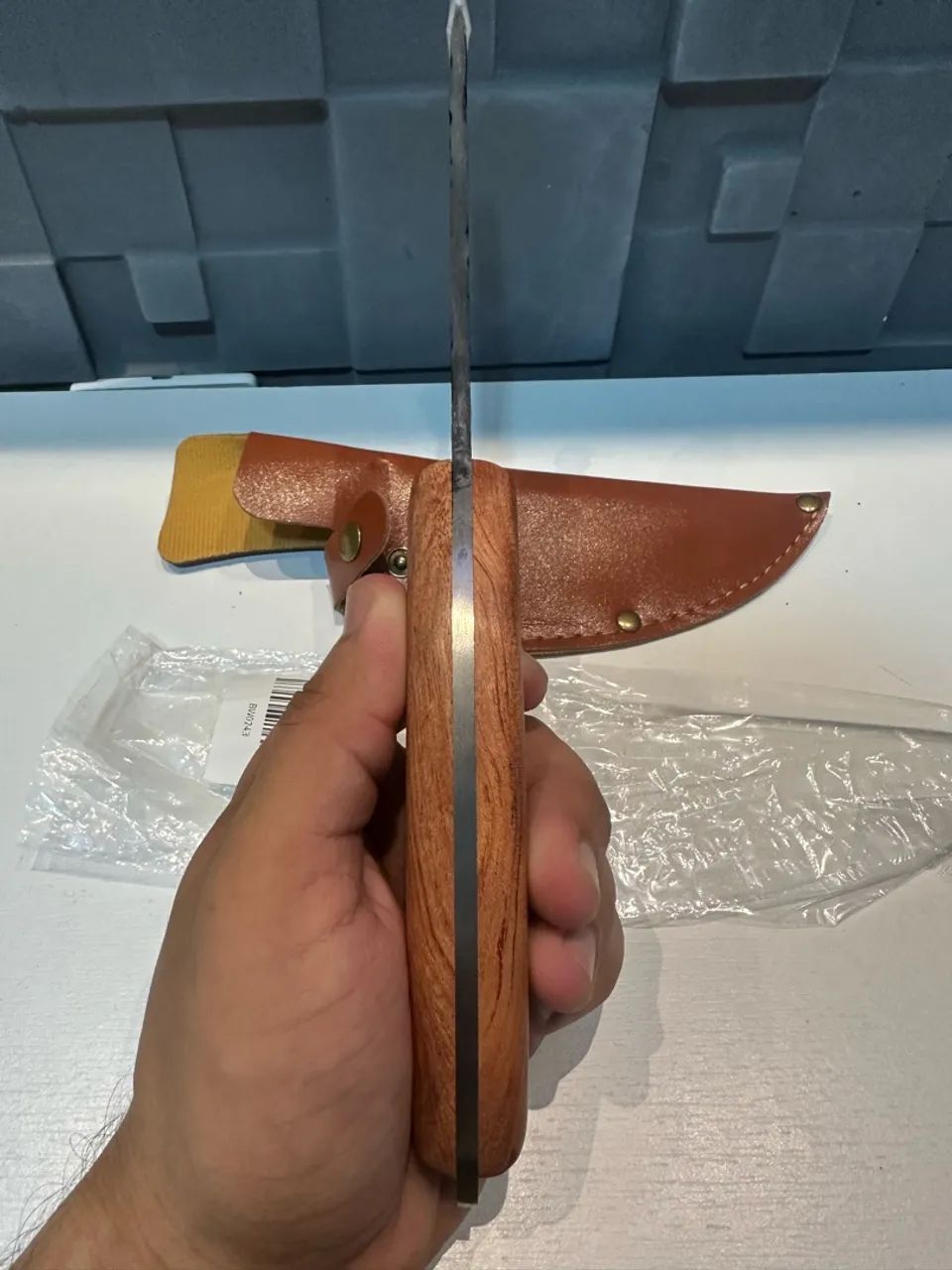 Faca Artesanal para Churrasco Lâmina de aço e com bainha - Foto 4
