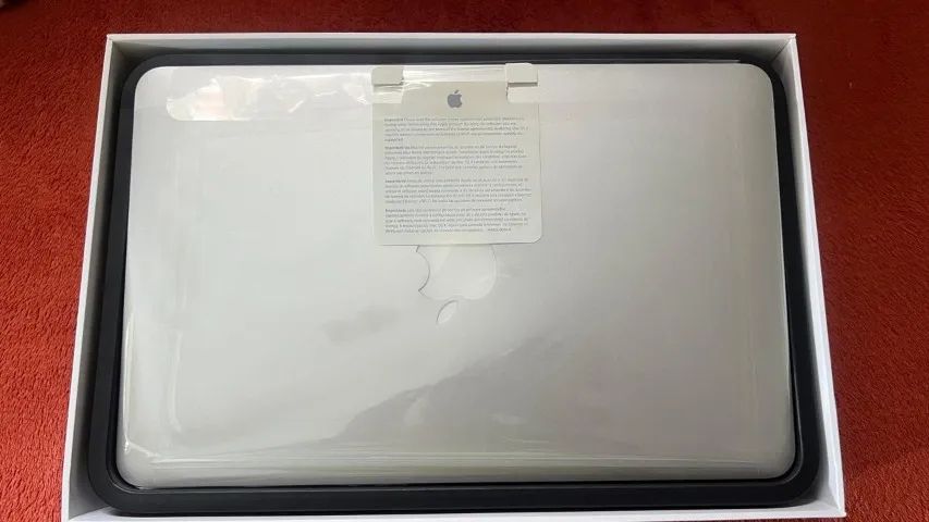 MacBook Air 2015・8G／256GB・オフィス/／Win11・箱付 MacBook Air 2015 impecável (com a caixa original) - Notebooks