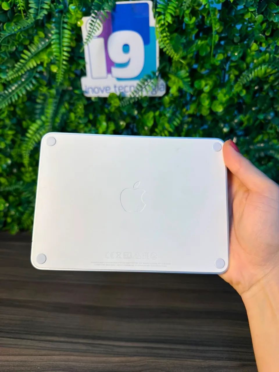 Magic Trackpad Apple   Cor branco - Foto 3