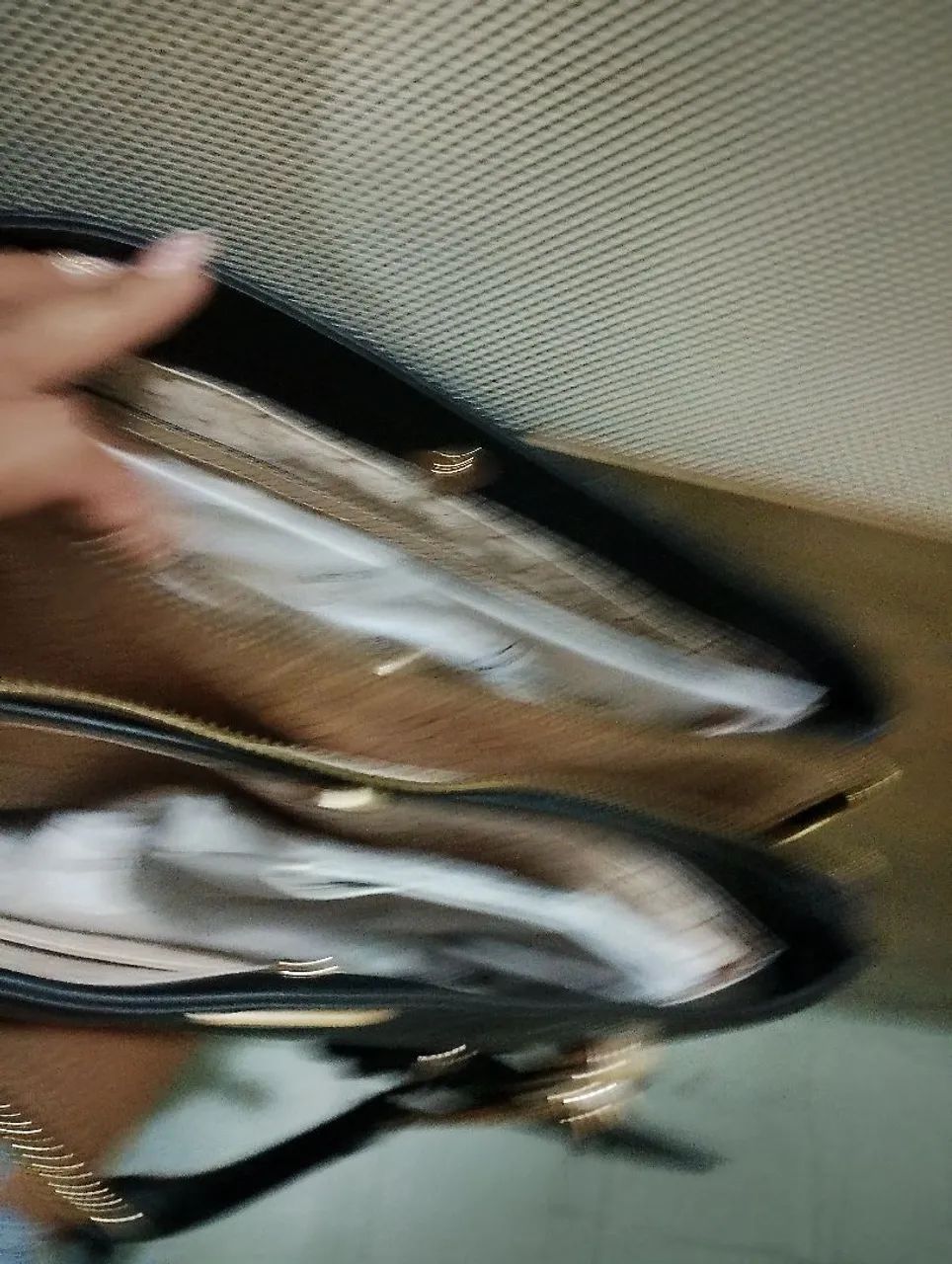 Bolsa guess  - Foto 2