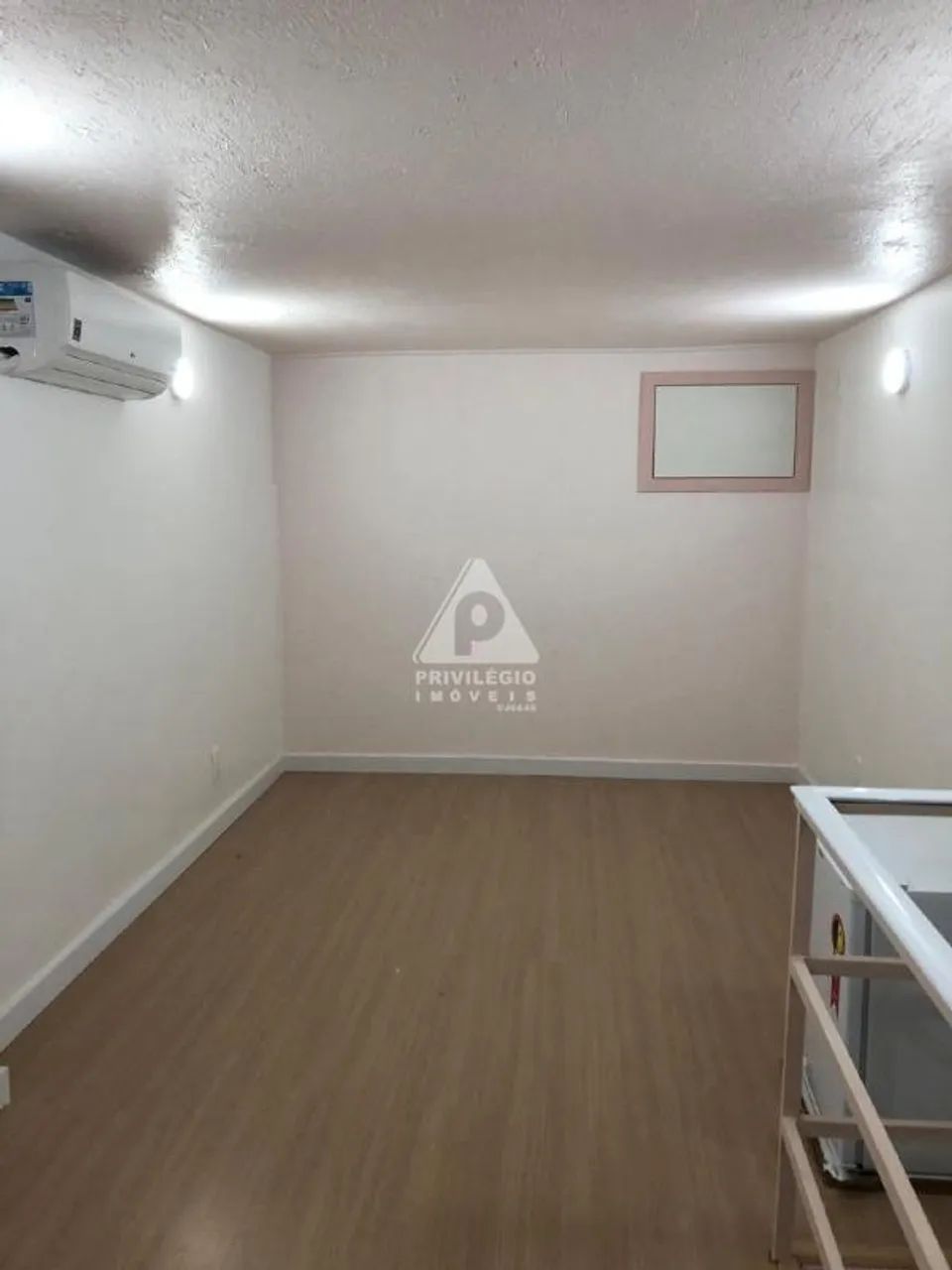 Loja à venda, 16 m² com mezanino  Copacabana, RJ - Foto 4