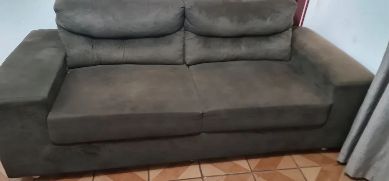 Vendo: sofá três lugares  - Foto 2