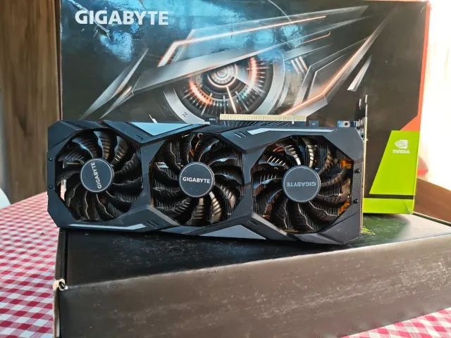 RTX 2080 SUPER Gigabyte Gaming OC 8GB - Foto 4
