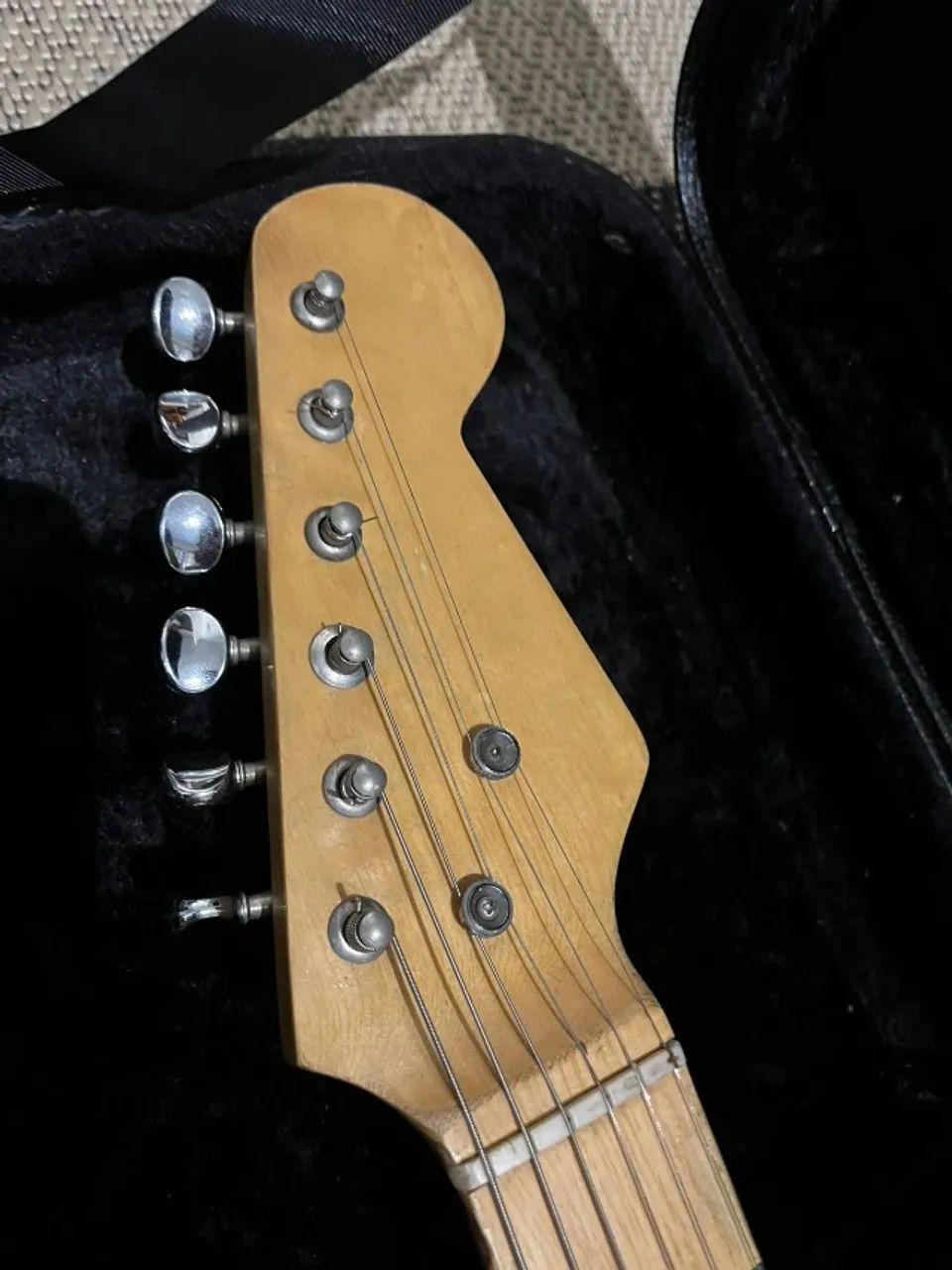 Guitarra Strato Michael com Captadores Squier e Case - Foto 3