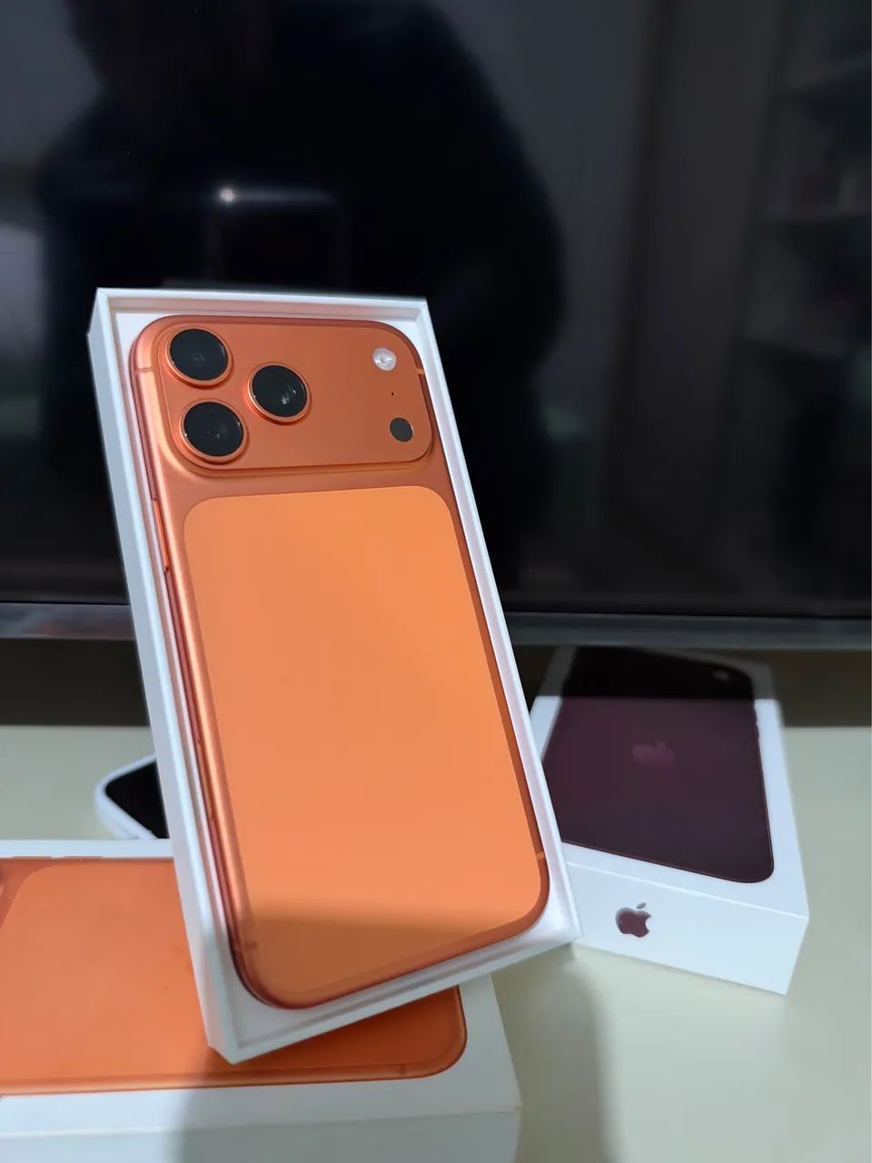 iPhone 17 pro Max  95% muito novo - Foto 2