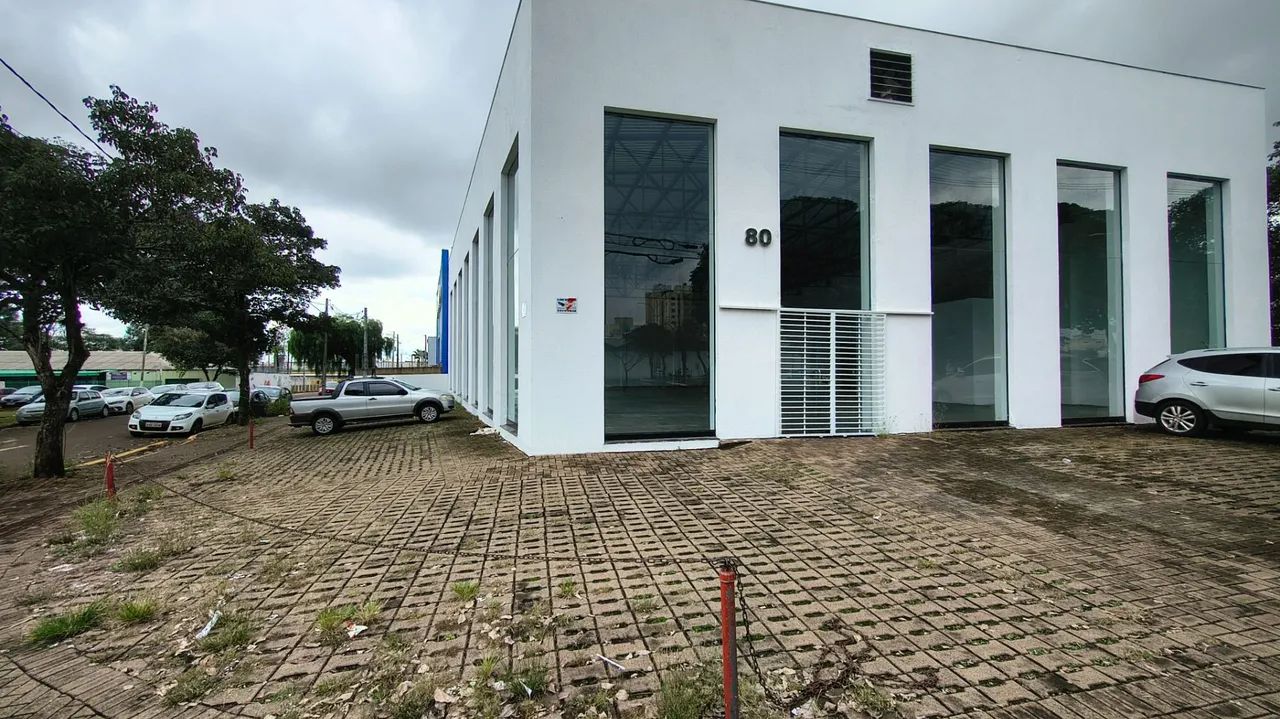 Loja com 500m² para alugar - Foto 2