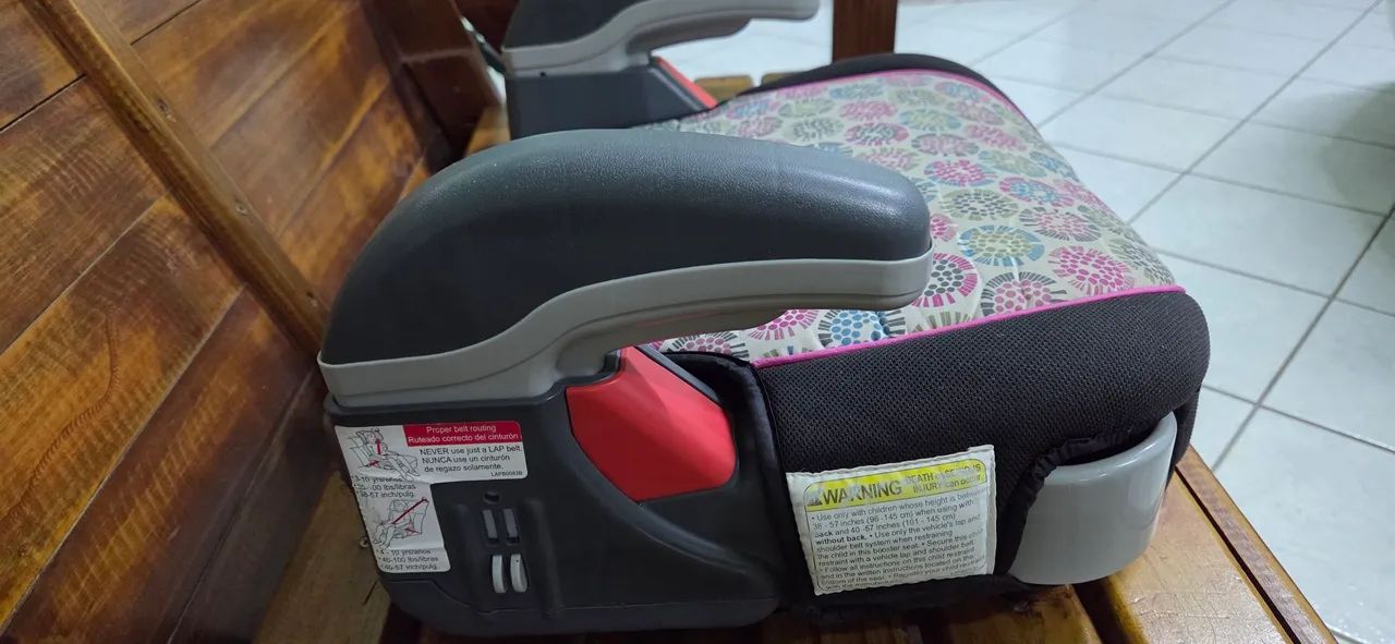 Assento infantil BOOSTER GRACO para veículo  - Foto 4