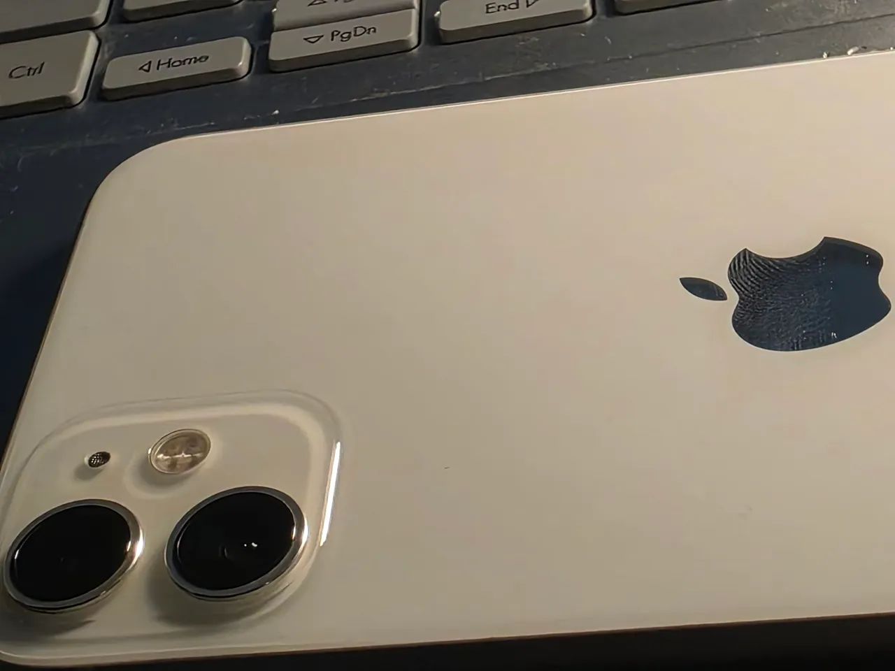 iPhone 11 - 64 GB - Foto 3
