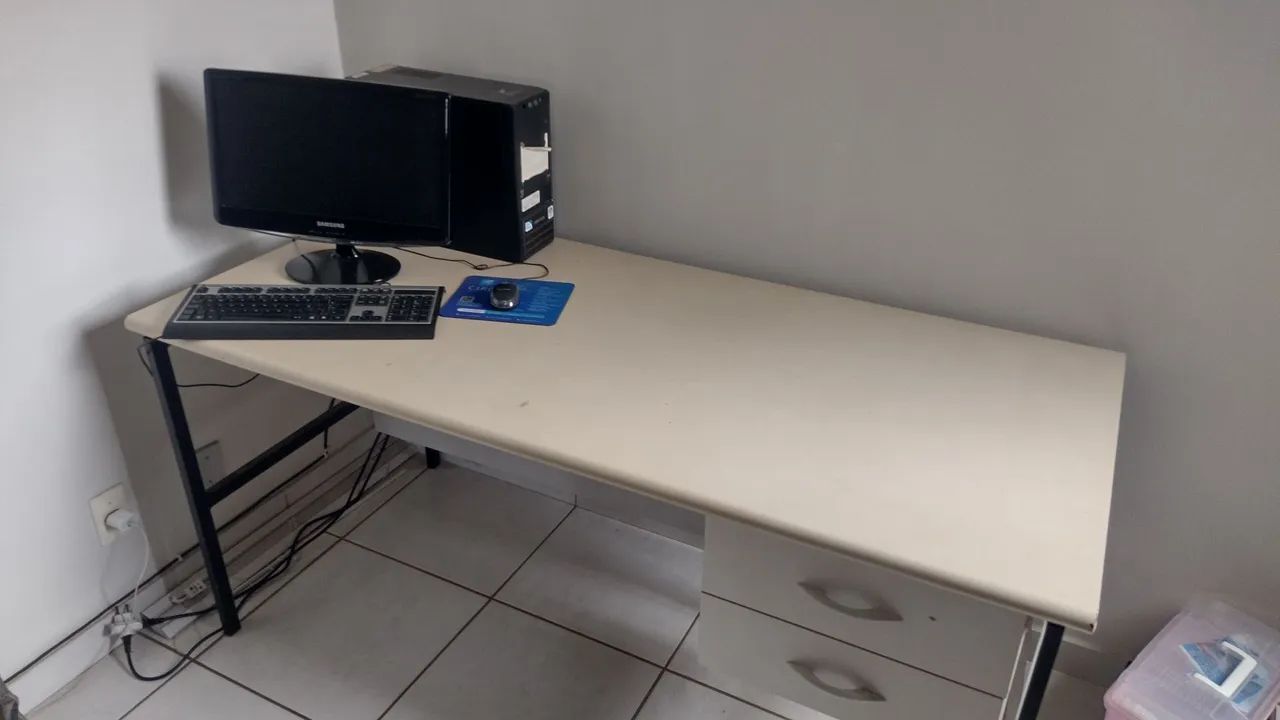 Mesa de escritório 