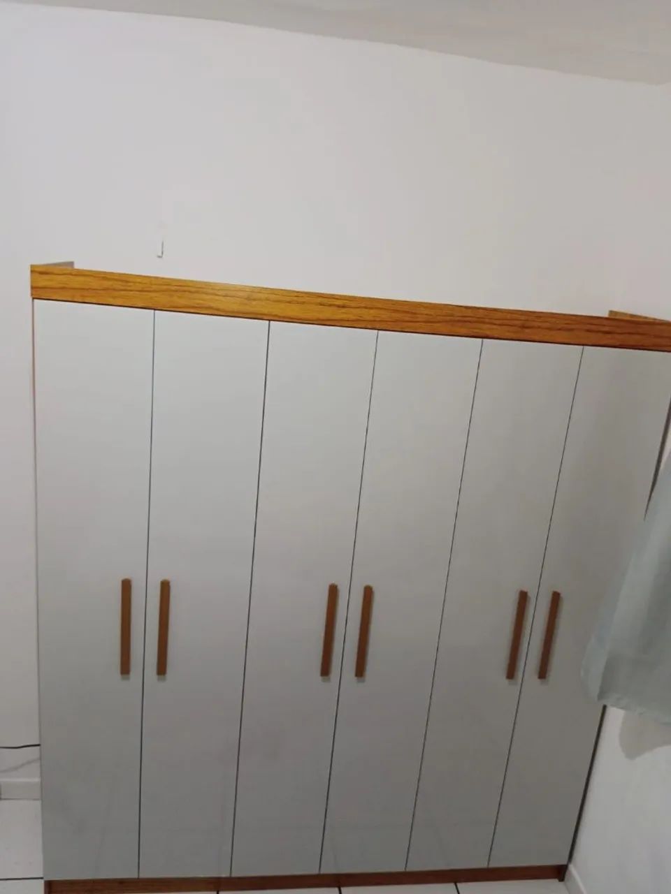GUARDA ROUPA 