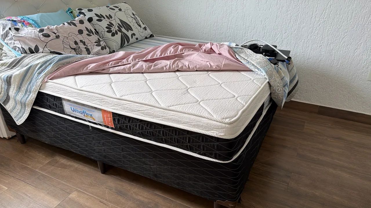VENDO: Cama casal molas ensacadas 