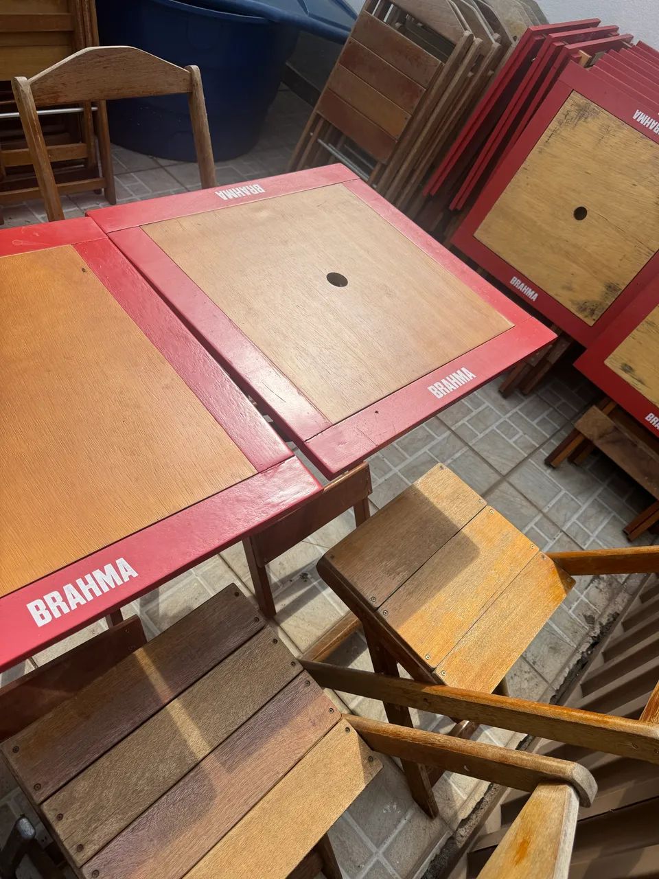 Vendo jogos de mesa com cadeira  - Foto 2