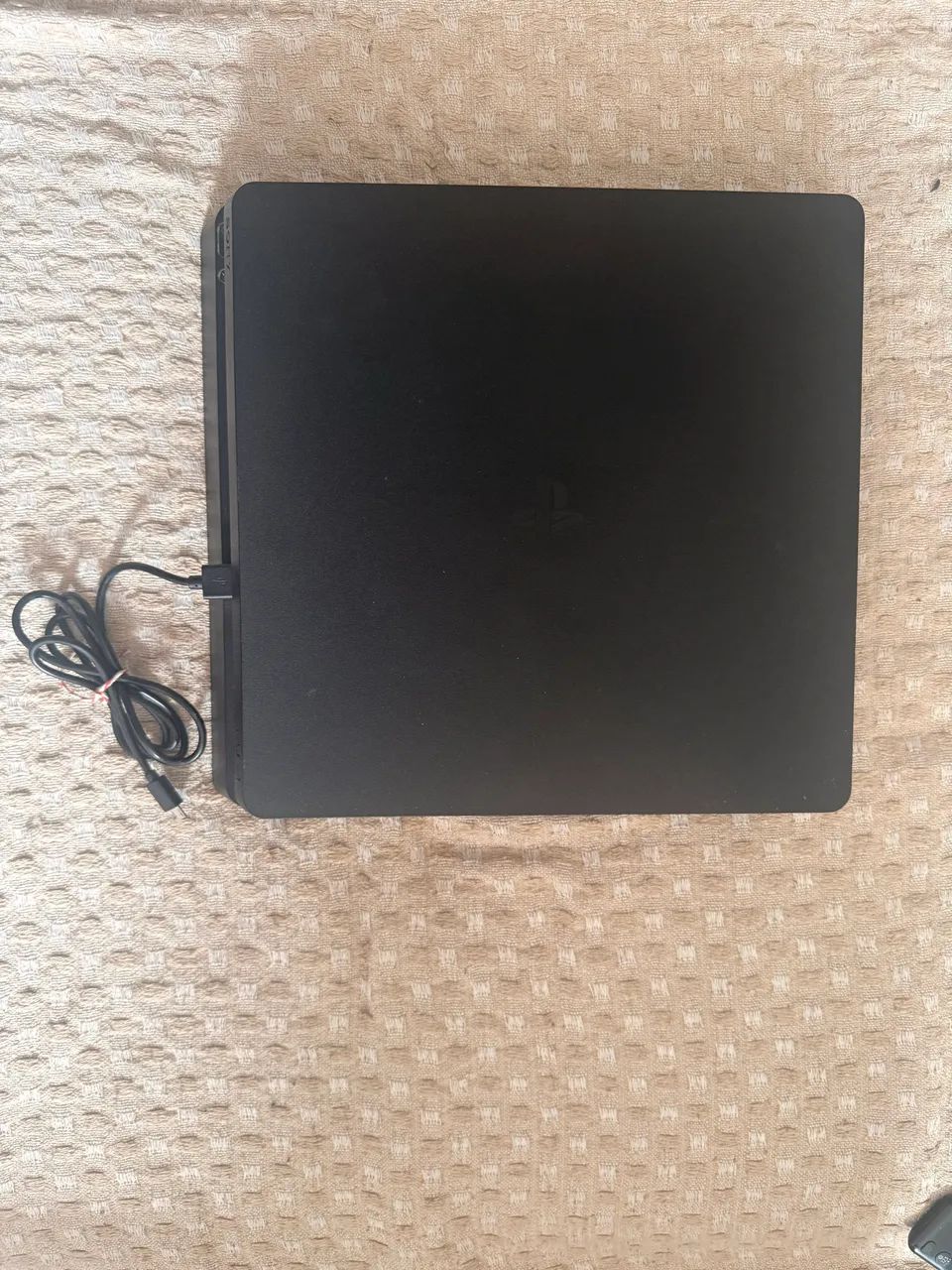 VENDO PS4 COM 2 CONTROLES ORIGINAIS