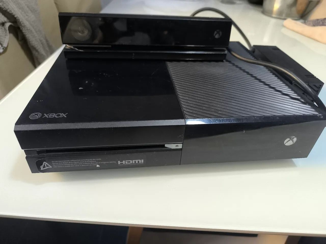 Xbox One 500GB + Kinect  (Para Reparo)