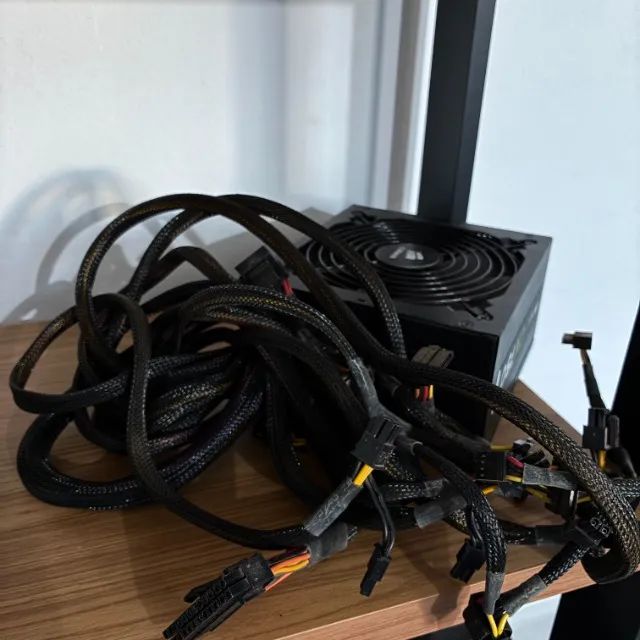 Fonte Corsair 750W - Foto 3