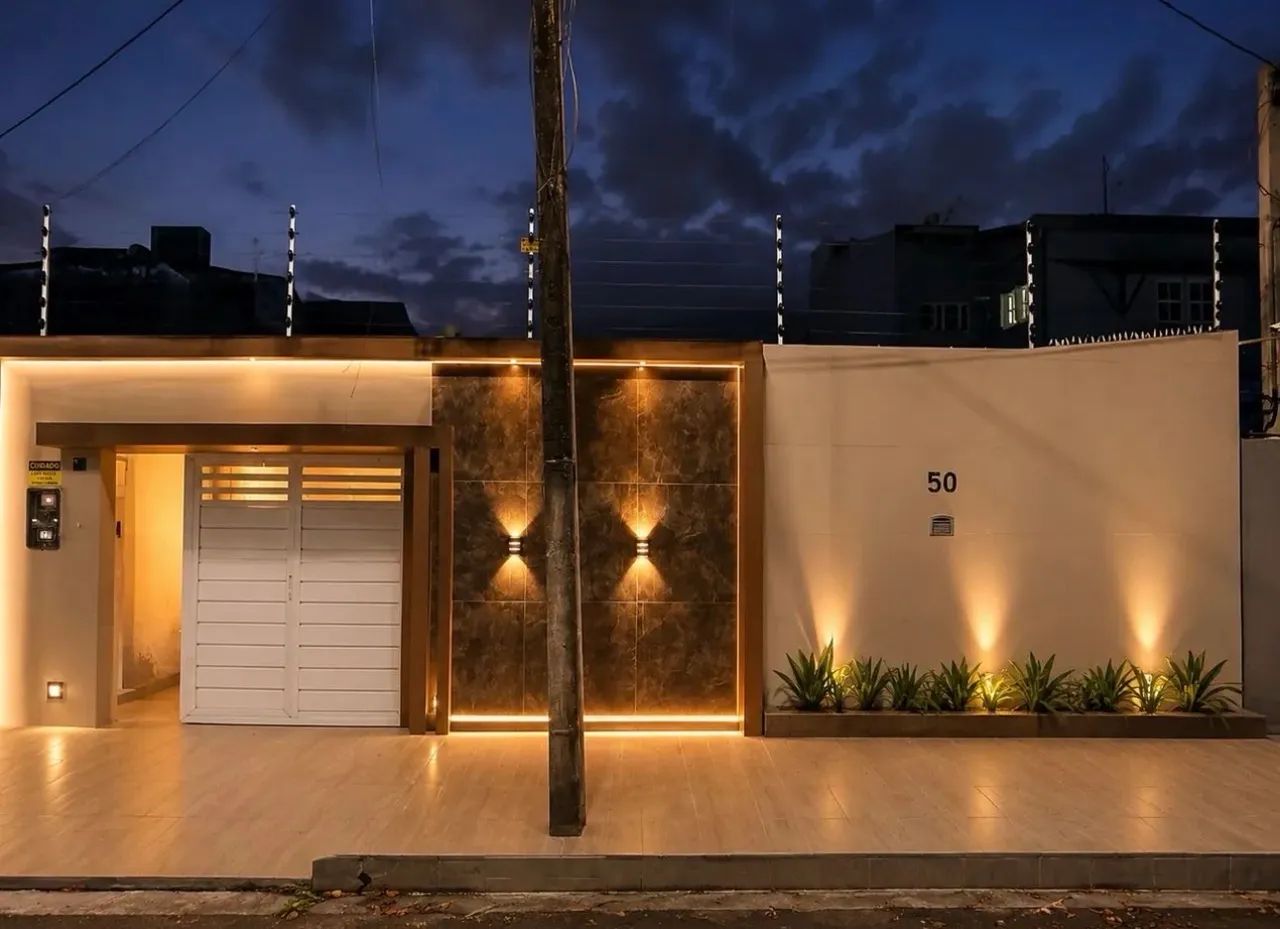 ÓTIMA CASA 4 QUARTOS, PISCINA E ENERGIA SOLAR