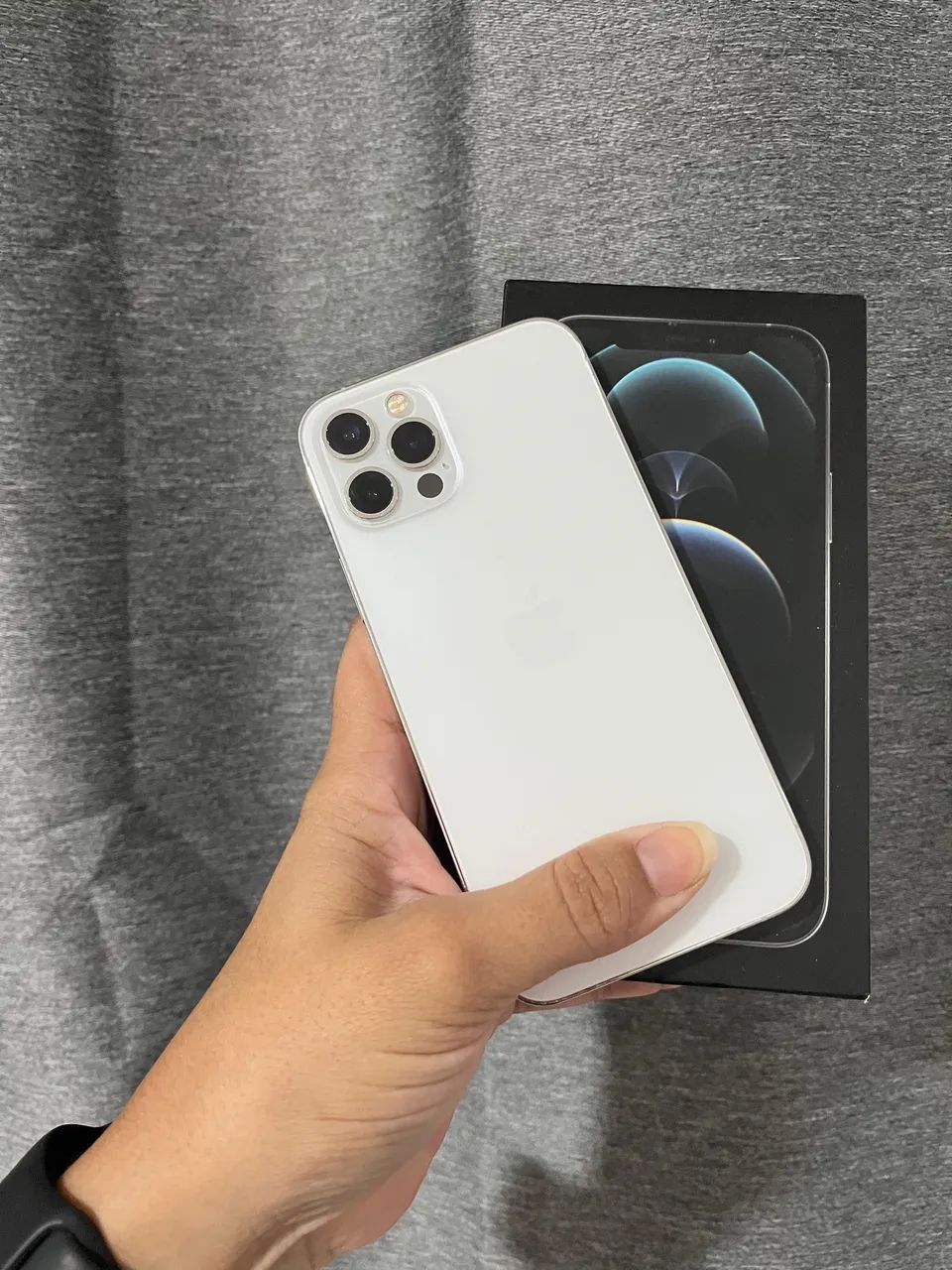 iPhone12pro(本日取引のみ23000！！)) iPhone 12 Pro todo original novíssimo - até 18x no cartão aceito