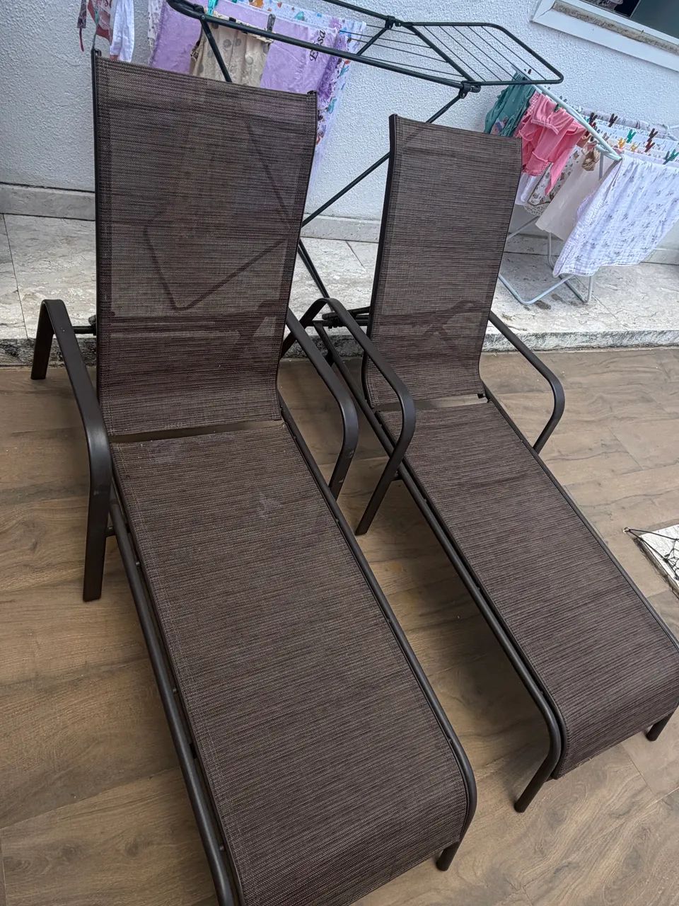 Espreguiçadeira de Piscina 