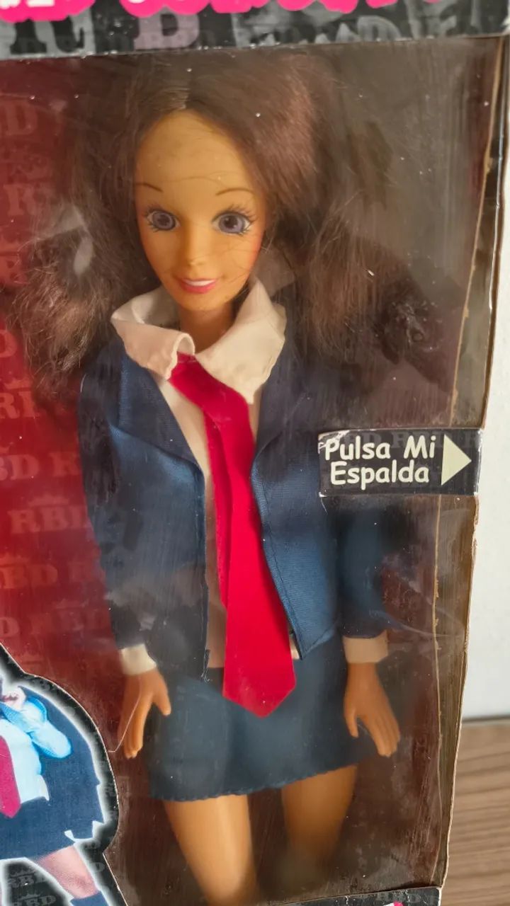 Boneca Rebeldes RBD genérica 45cm - Foto 4
