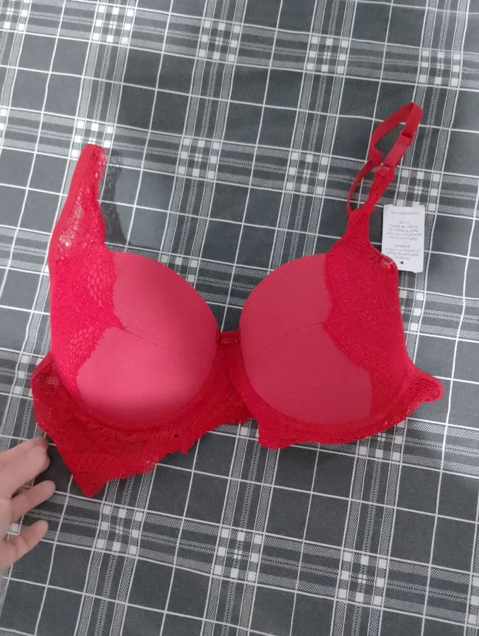 Sutiã de renda meia taça vermelho 