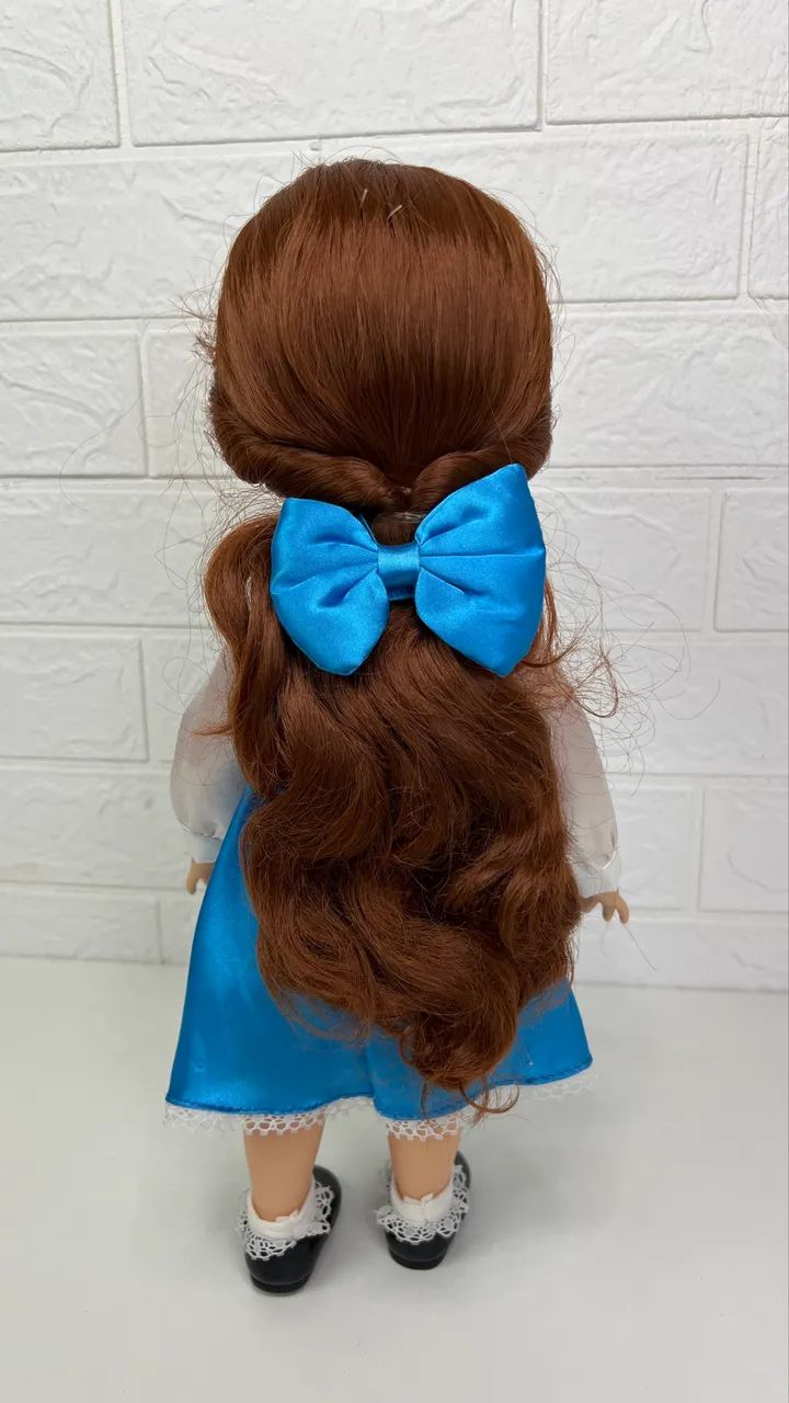 Boneca Bela Animators - Foto 5