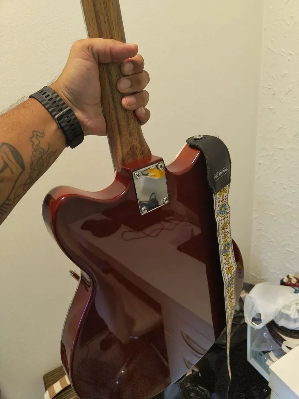 Guitarra Studebaker holyhowk semi acústica *novinha - Foto 4