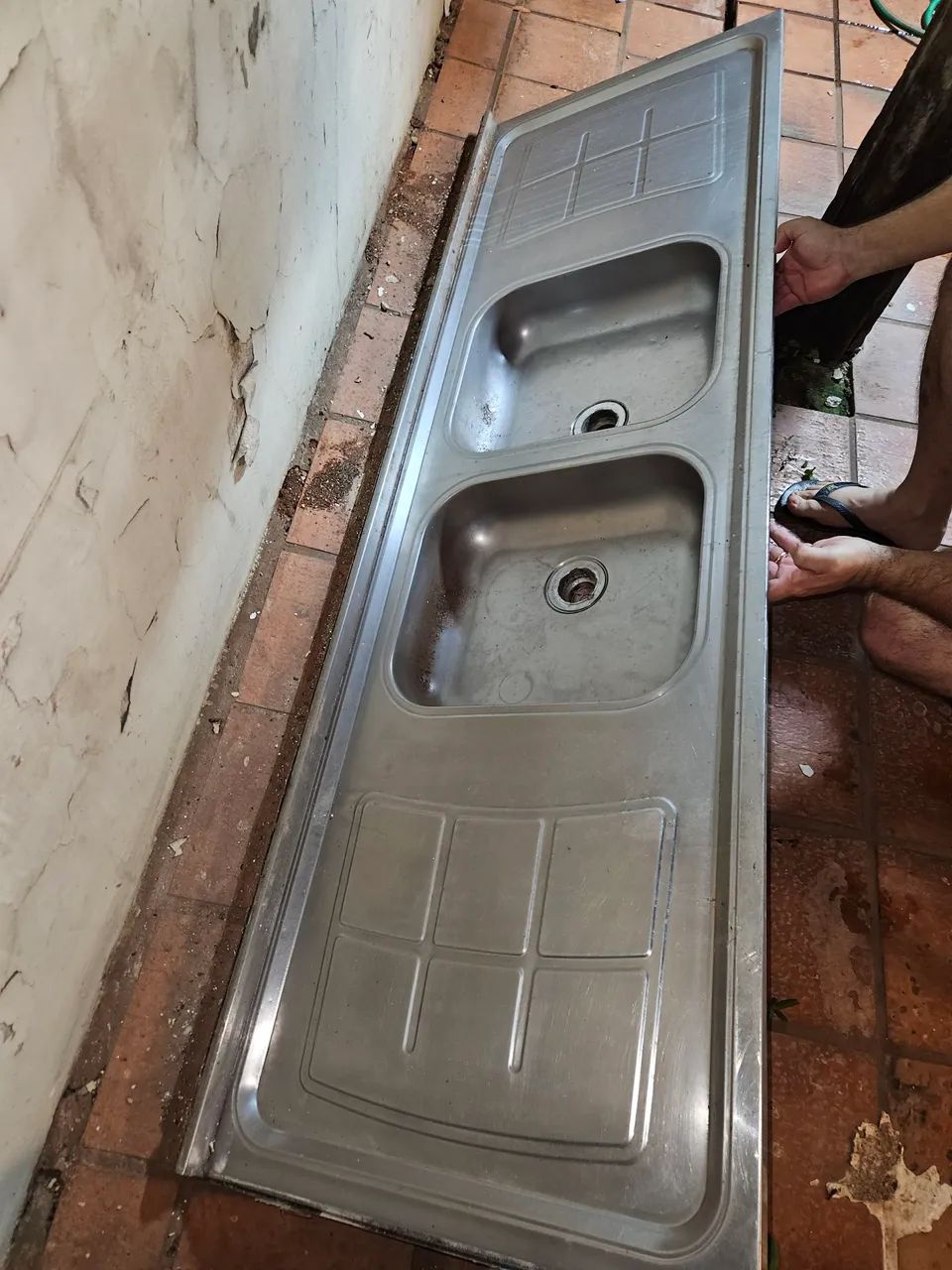 Used Double-Basin Sink