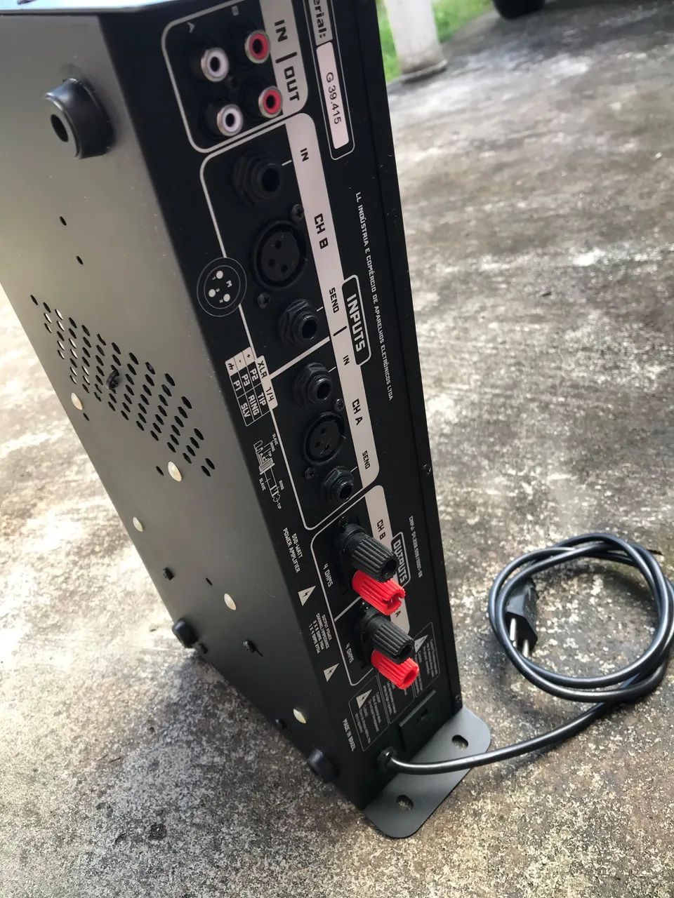 Selling 3 amplifiers422080583073812484