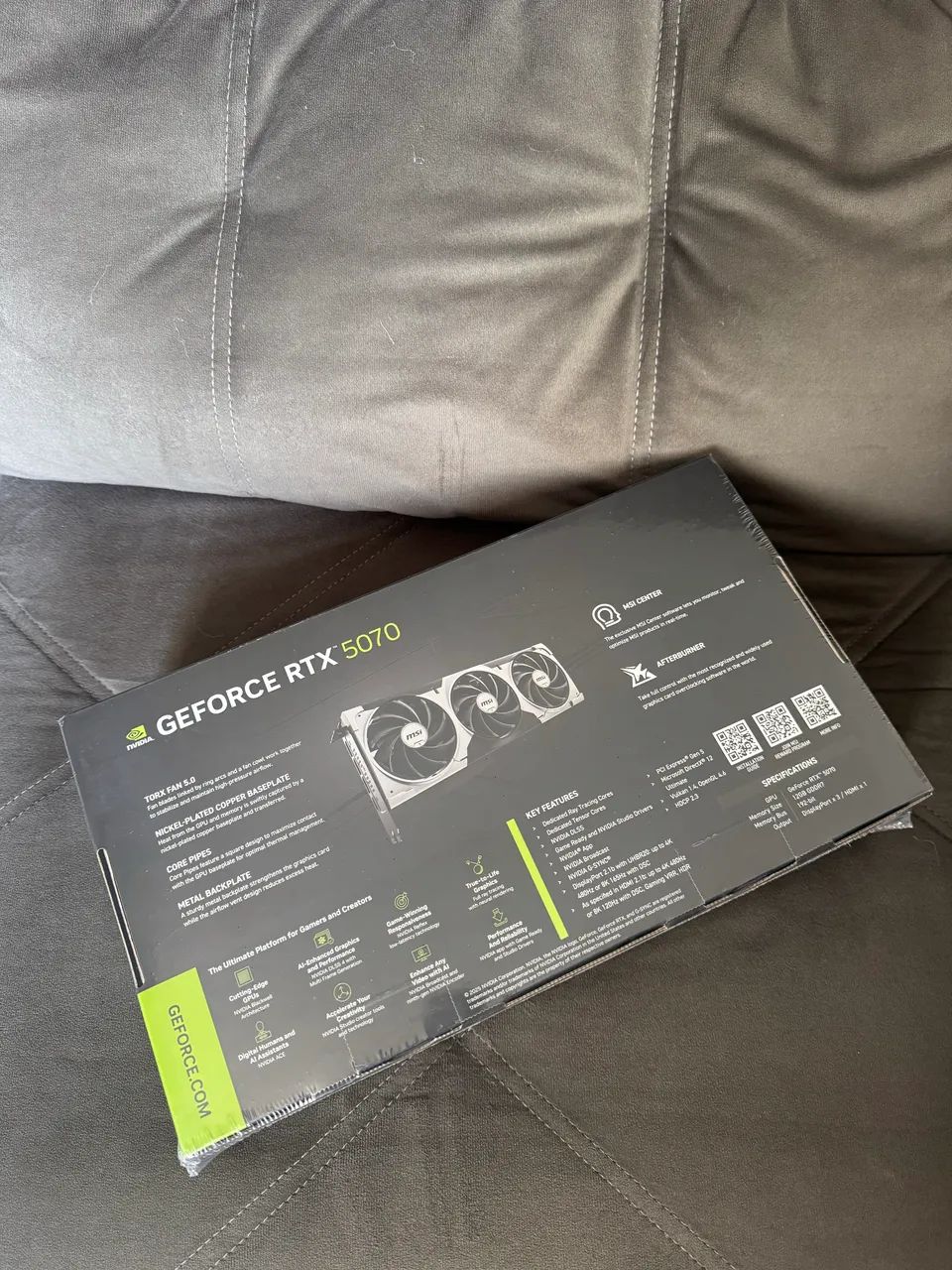 RTX 5070 VENTUS 3X MSI LACRADA  - Foto 2