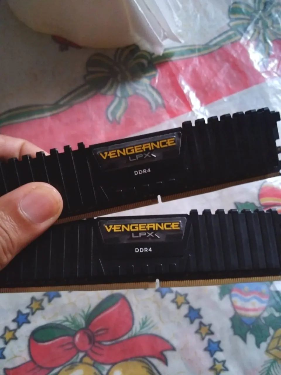 Memoria RAM DD4 2 pentes de 4gb - Foto 2