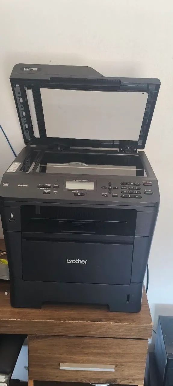 Impressora multifuncional Brother DCP 8112DN - Foto 3