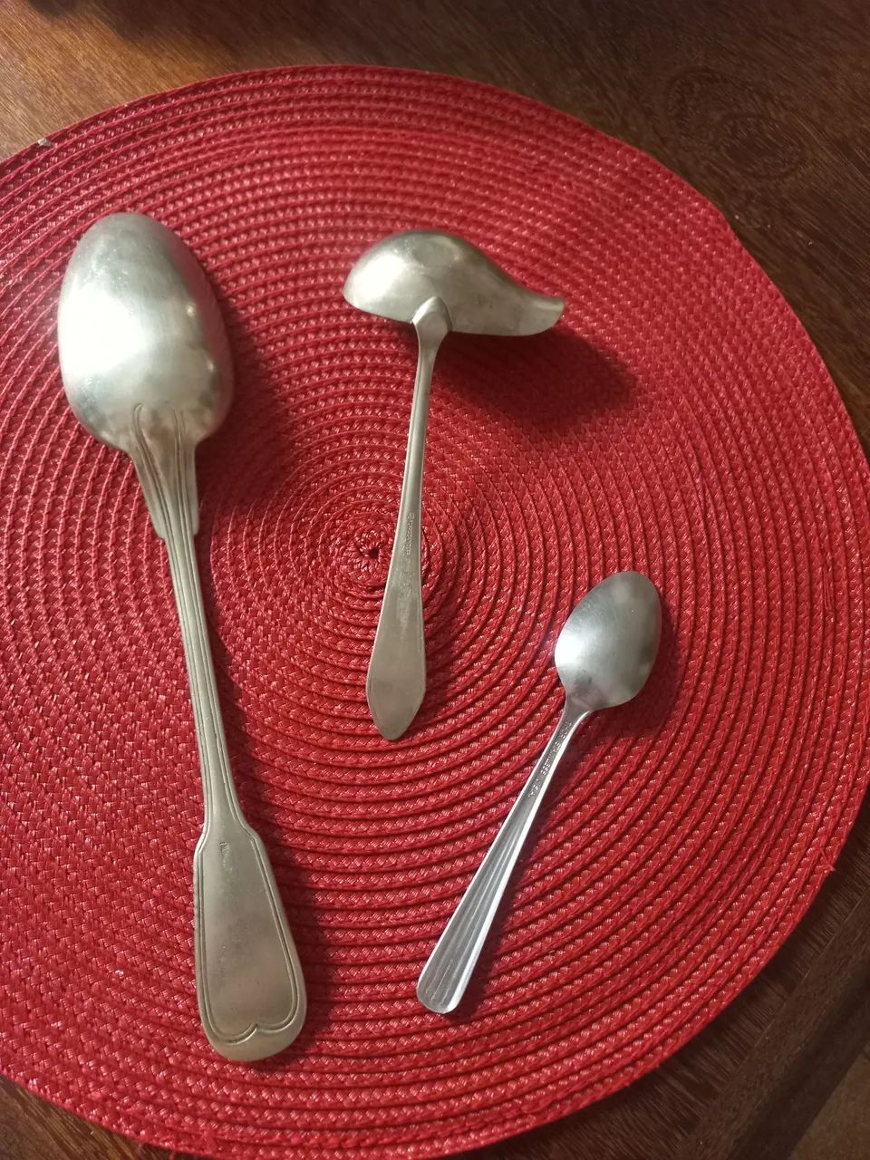 Conjunto de antigas colheres de alpaca e inox, pode ser separado também!