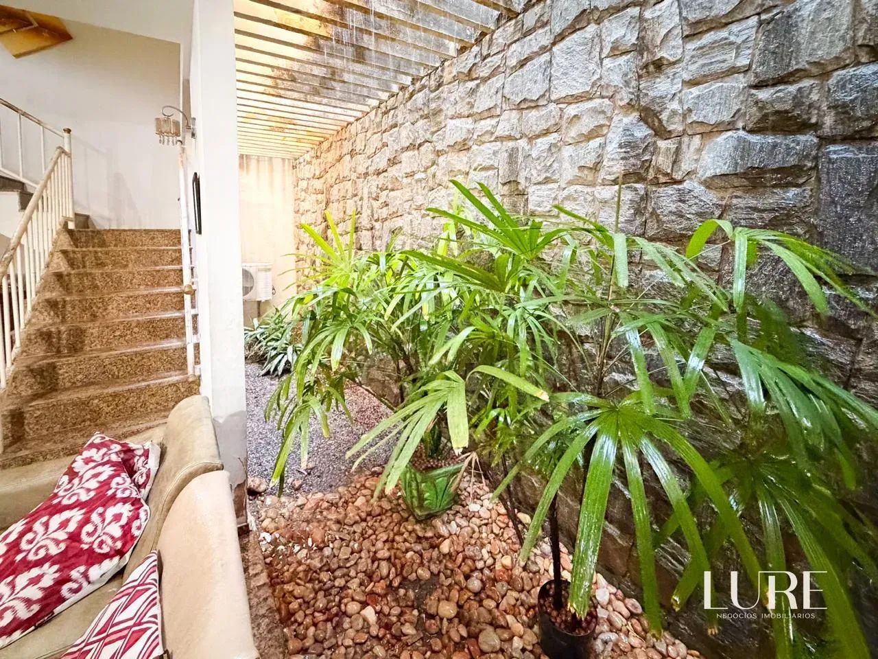 CASA DUPLEX - 350M - 4 quartos - 2 suítes - CAPIM MACIO - Foto 2