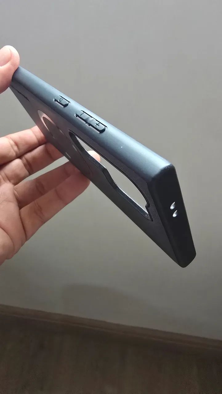 Capa de couro p/ Samsung S24 Ultra - Nova - Foto 4