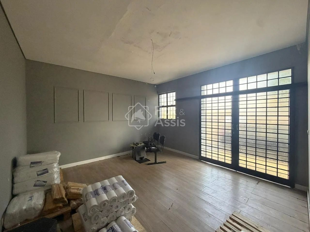 Salão Comercial Jardim das Turmalinas em SBO - Foto 3