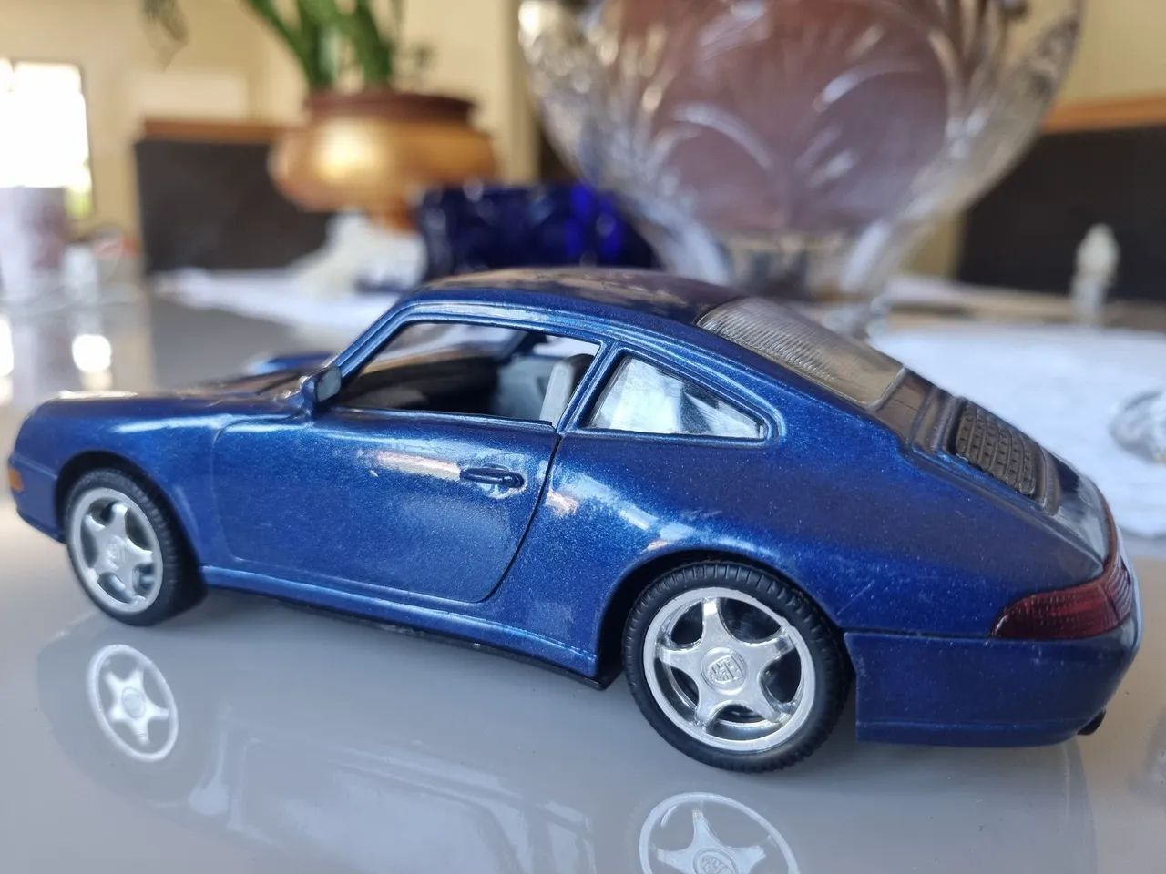 Miniatura Porsche 911 Maisto 1:24 Azul (Usado) - Foto 5
