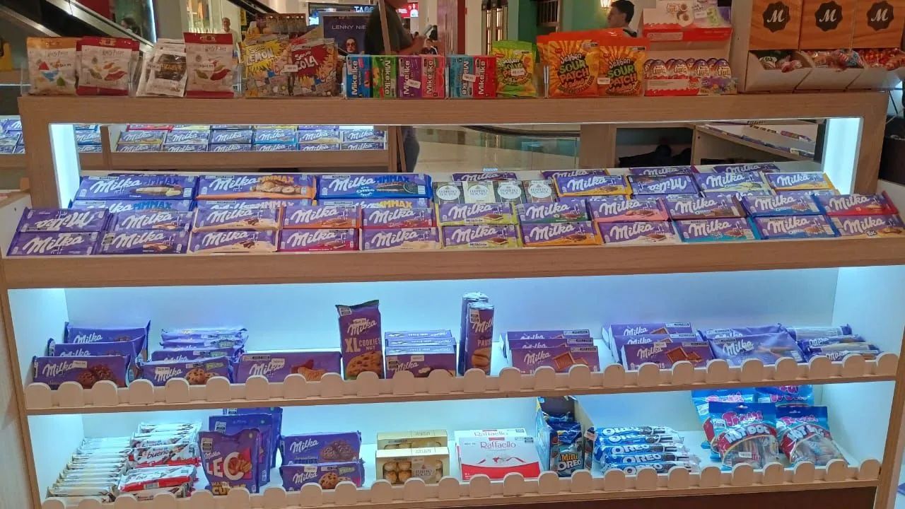 Vendo quiosque de chocolate 65115399245057123