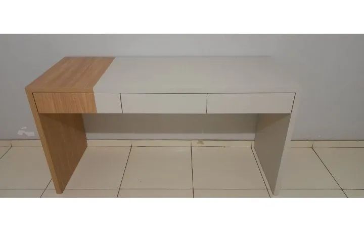 Mesa de estudo 3 gavetas Mdf - Foto 2